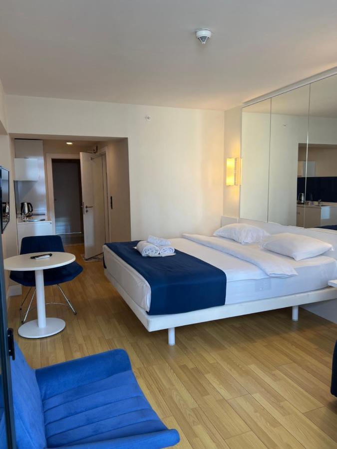 Batumi Aparthotel Orbi Twin Skyscraper Экстерьер фото